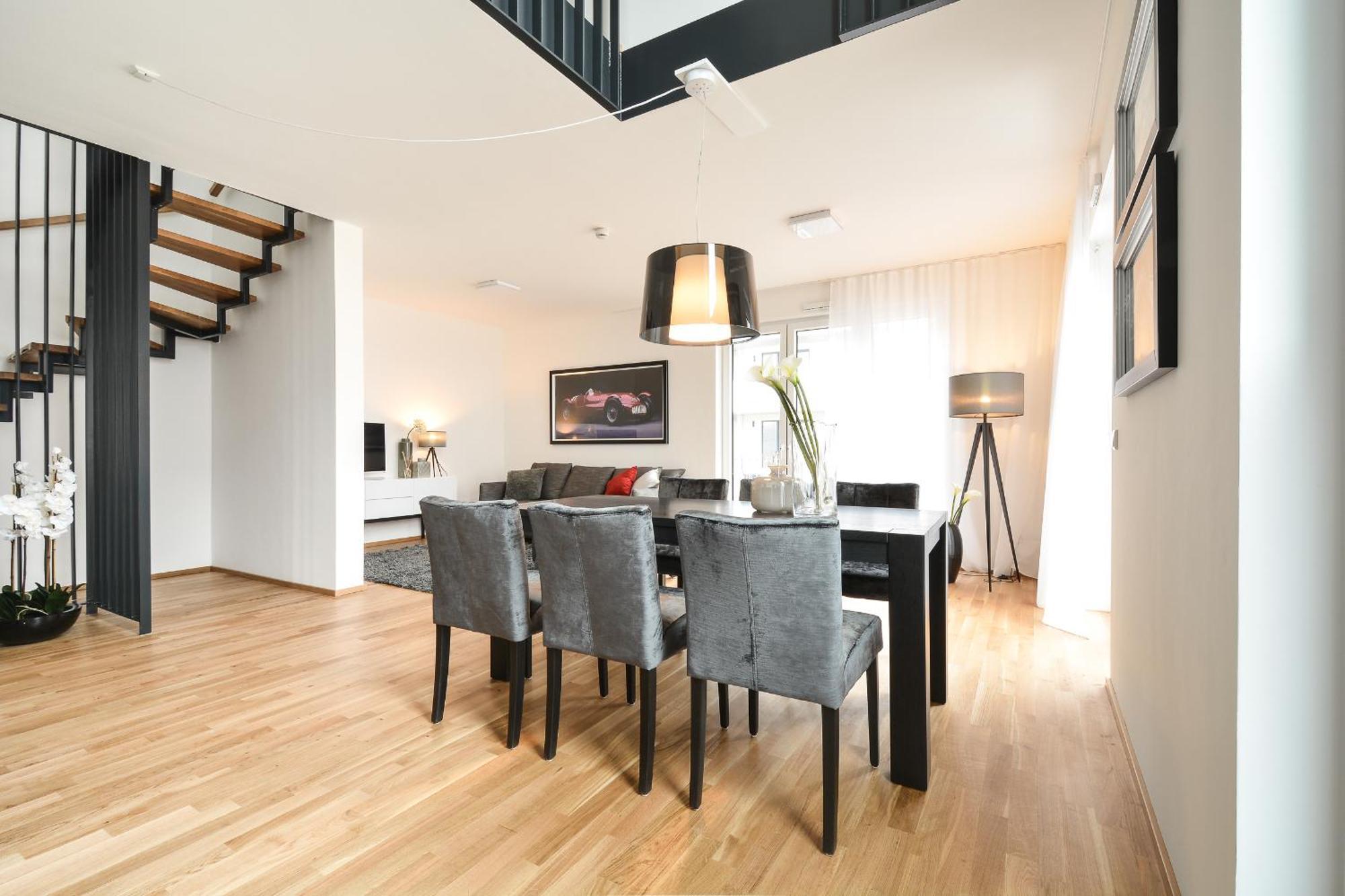 Lunas Apartment