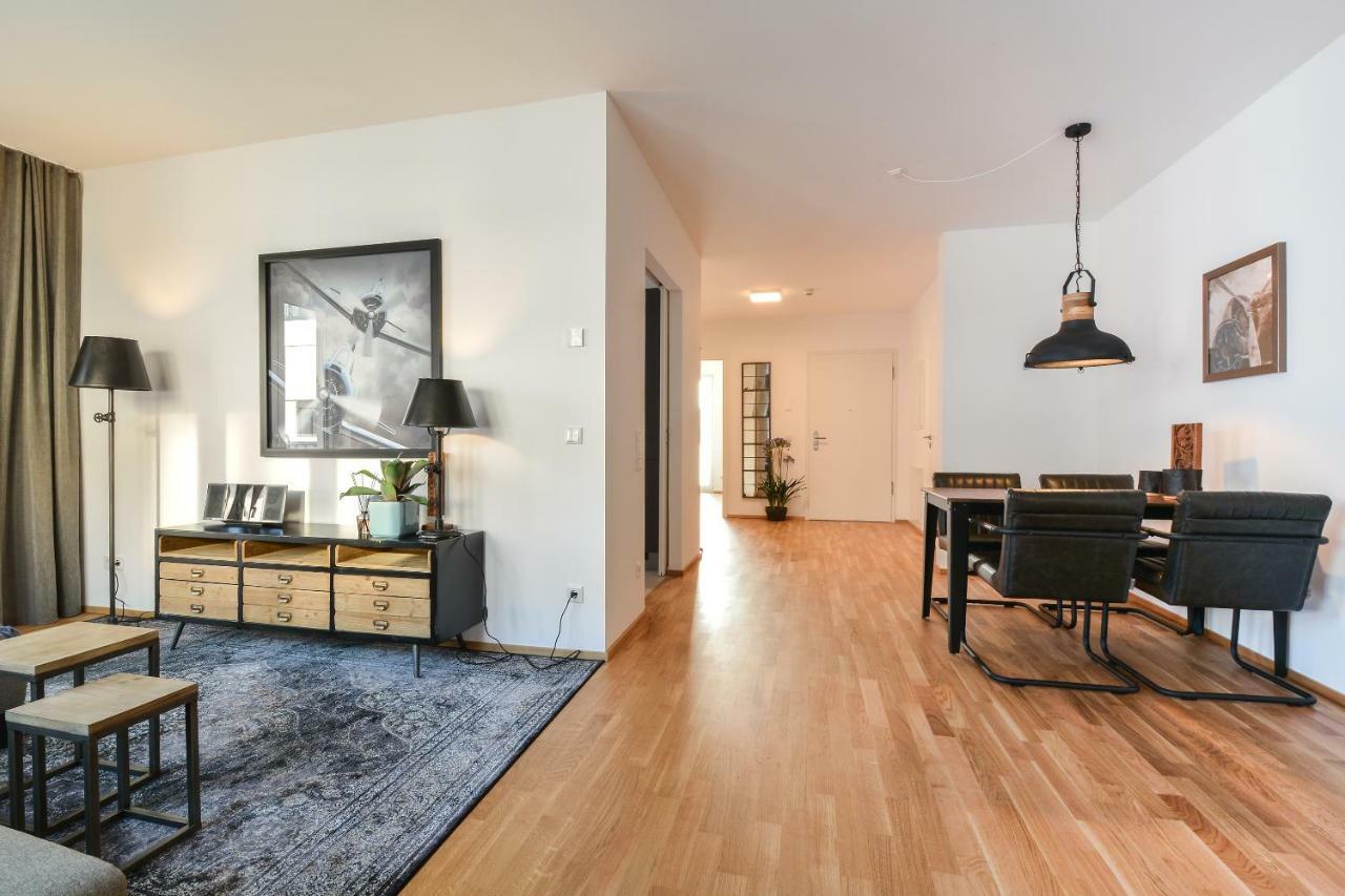 Lunas Apartment *
